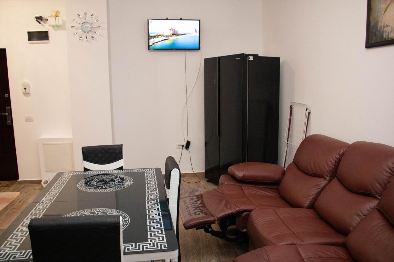 Apartament Capitala Militari Rosu Daire Dış mekan fotoğraf