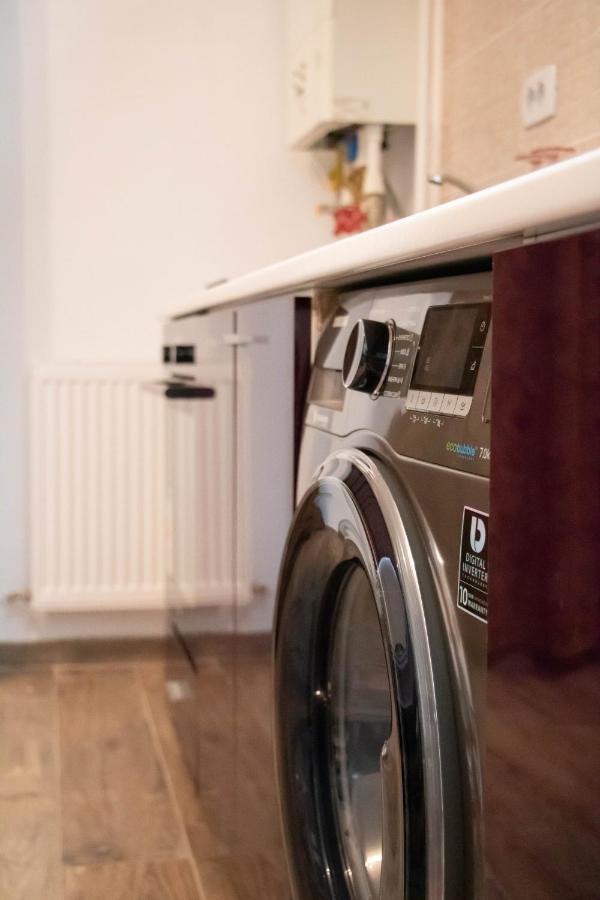 Apartament Capitala Militari Roşu Dış mekan fotoğraf